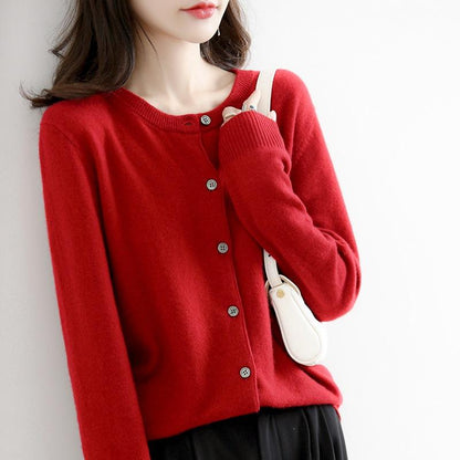 Thin loose outerwear inner sweater