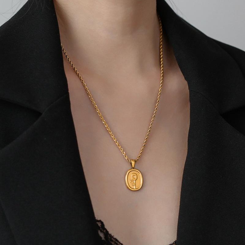 Light Luxury Fashion Trend Women Necklace