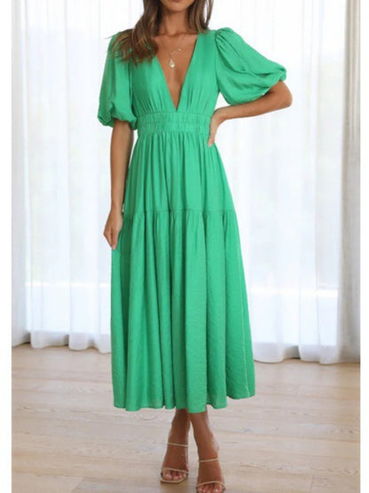 Fashionable V-neck waist dress