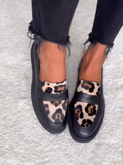 Fashionable Leopard Print Loafers